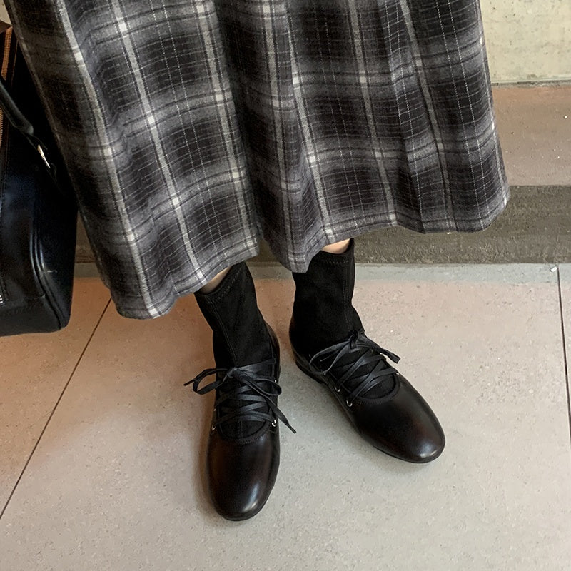 Karin Luna Round Toe Internal Height Increase Lace-up Ankle Boots