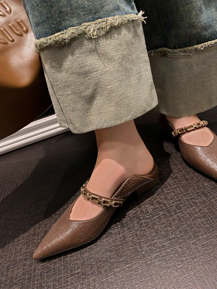 Karin Luna has prepared stock  Metal Fasteners Commuting Style Pointed Toe Chunky Heel Stone Pattern Large Single Shoes