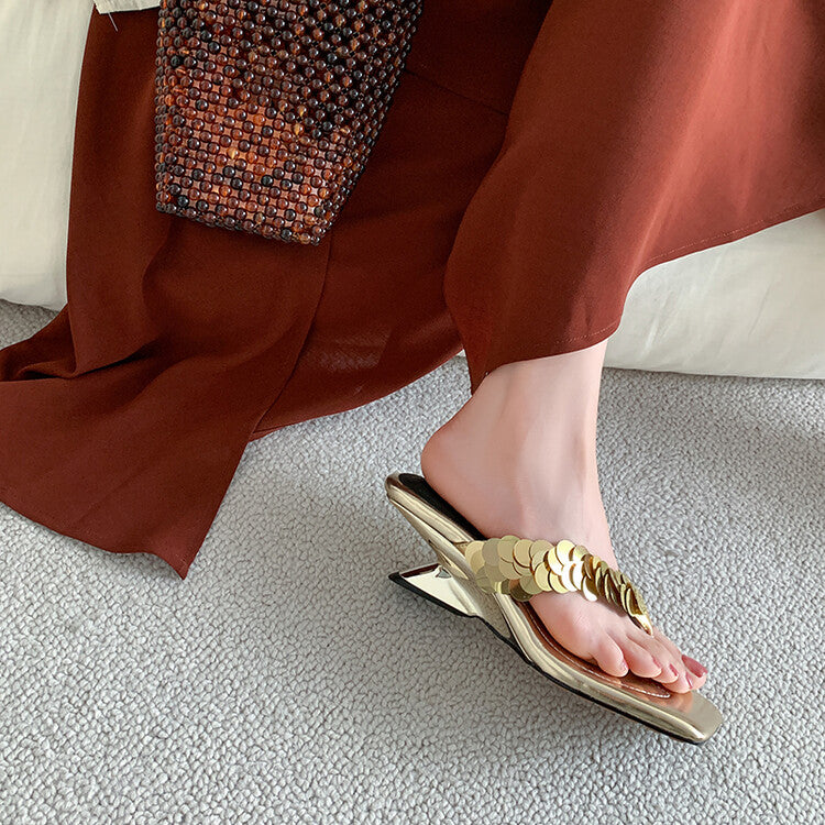 Karin Luna Exquisite Daughter~t Footrest with Rhinestones for a Sofa-like Feel  Sequin Flip-Flops