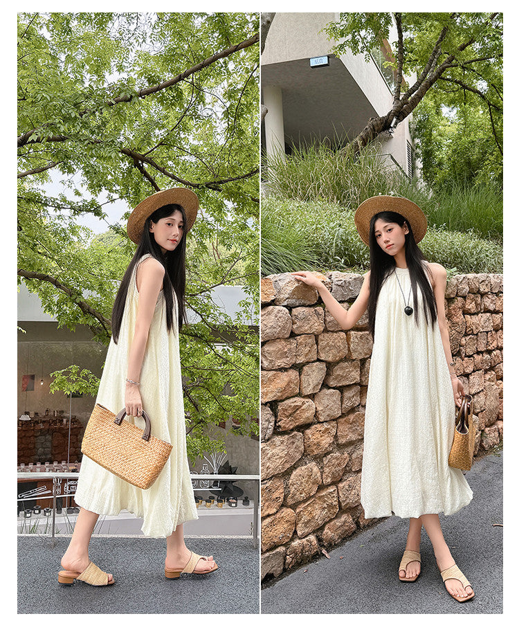 Karin Luna Bestseller Popular New Image  Comes with data plan included Resort Style Toe Clip Sandals