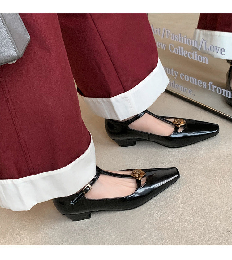 Karin Luna In Stock Spot Goods    Retro Classic Metal Camellia Irregular Heel Single Shoes