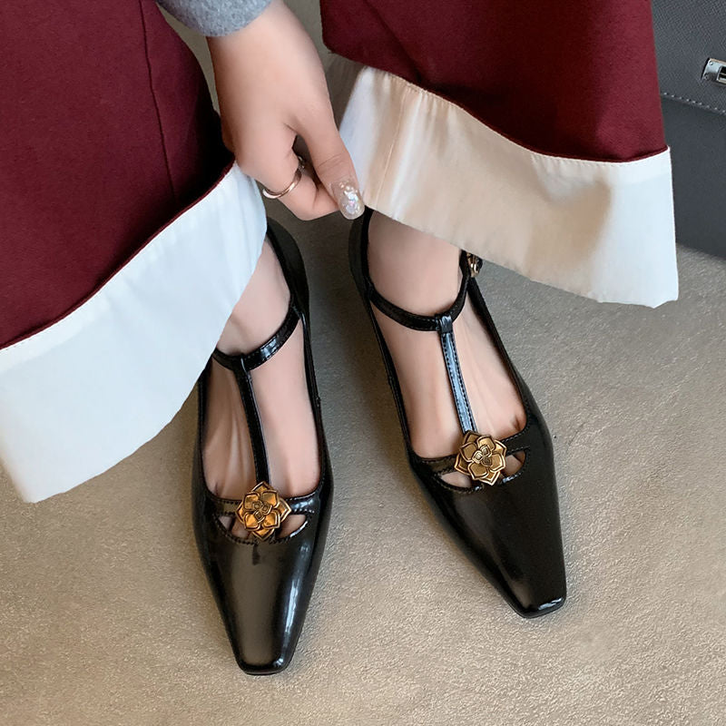 Karin Luna In Stock Spot Goods    Retro Classic Metal Camellia Irregular Heel Single Shoes