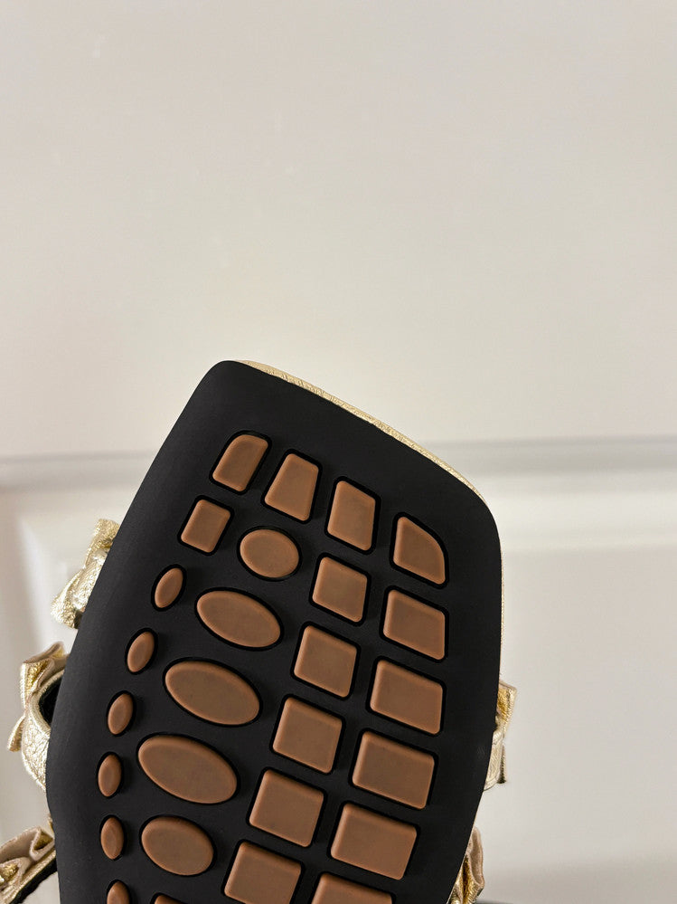 Karin Luna In Stock   Spot Goods  Niche Design Square-Toed Pleated Flat Slippers