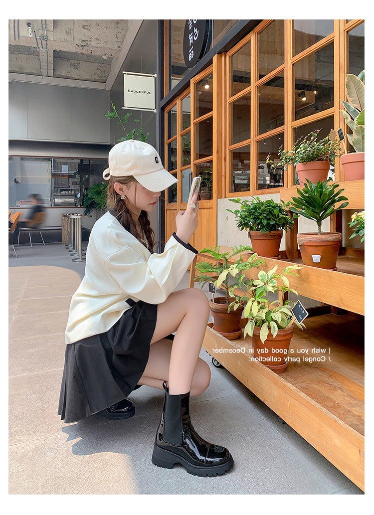 Karin Luna In Stock Spot Goods  Classic Embroidered Camellia Round Toe Thick Sole Chelsea Boots