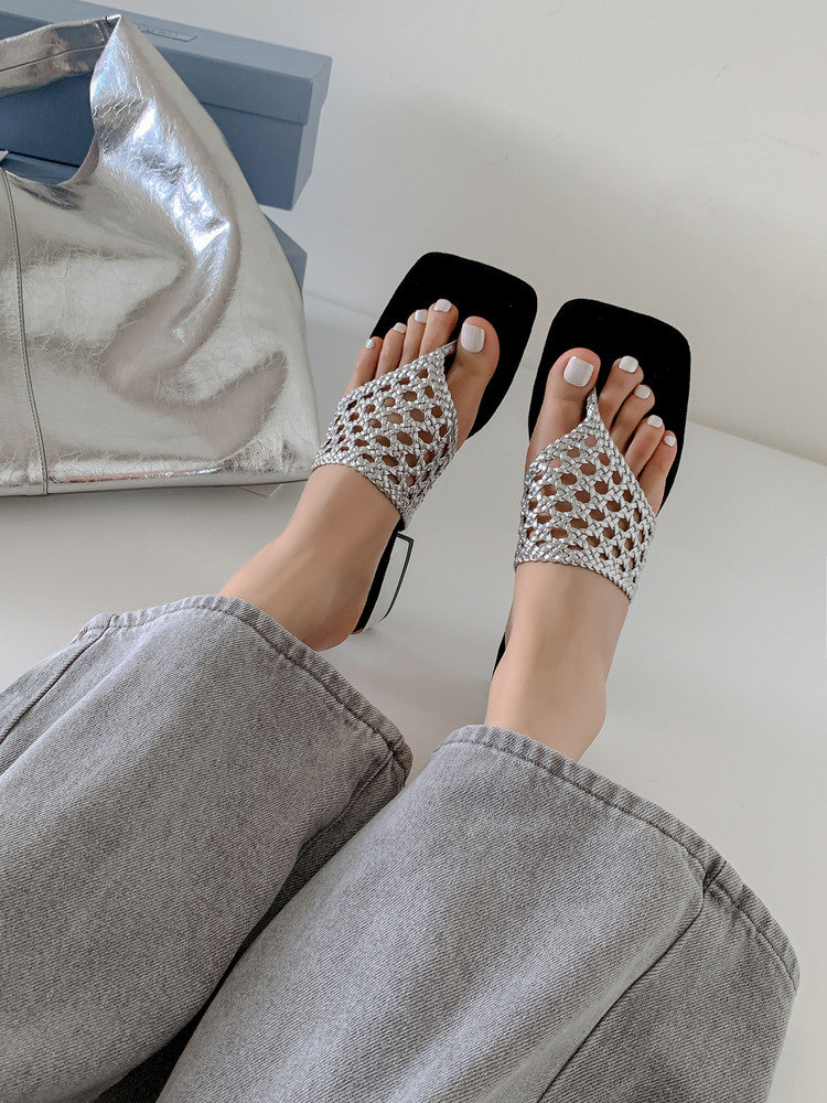 Karin Luna Hot-Selling Braided Style  In stock Toe-strap Woven Sofa Insole Slippers