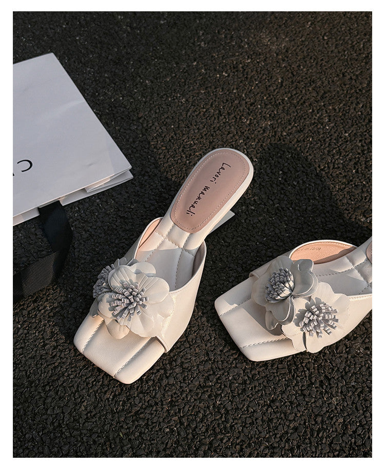 Karin Luna In Stock Spot Goods Camellia Classic style retro square toe shaped heel slippers