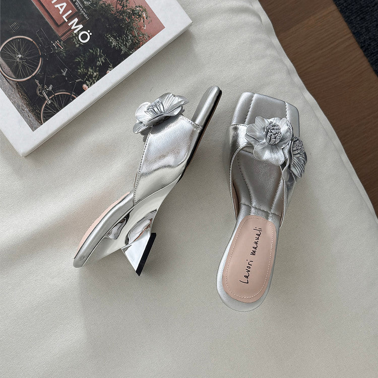 Karin Luna In Stock Spot Goods Camellia Classic style retro square toe shaped heel slippers