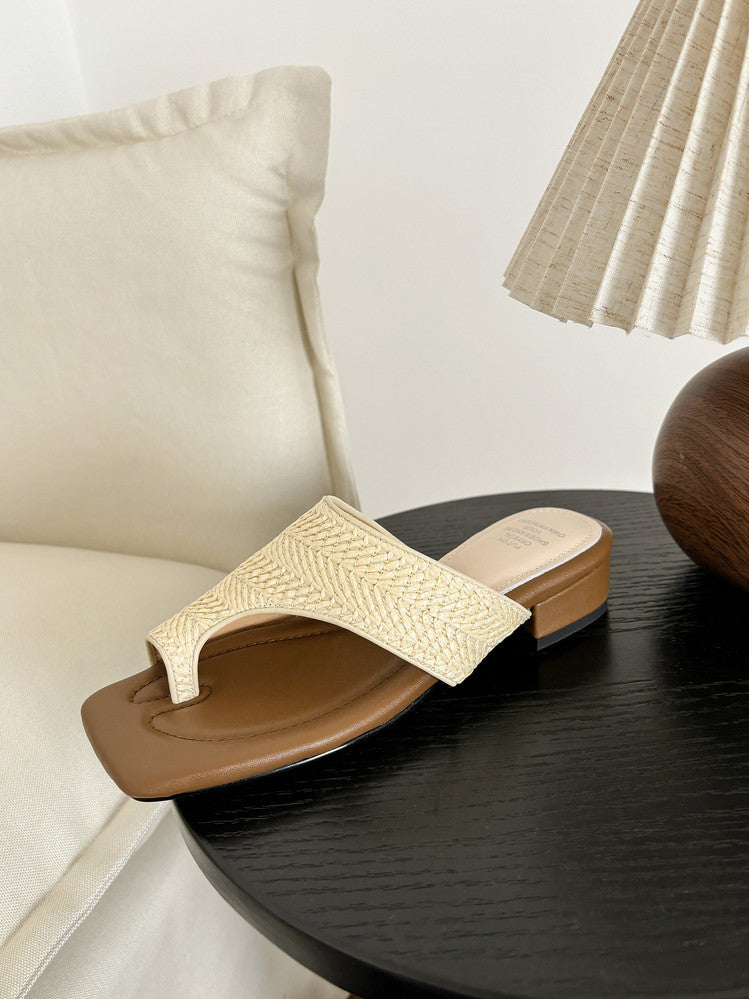 Karin Luna Bestseller Popular New Image  Comes with data plan included Resort Style Toe Clip Sandals