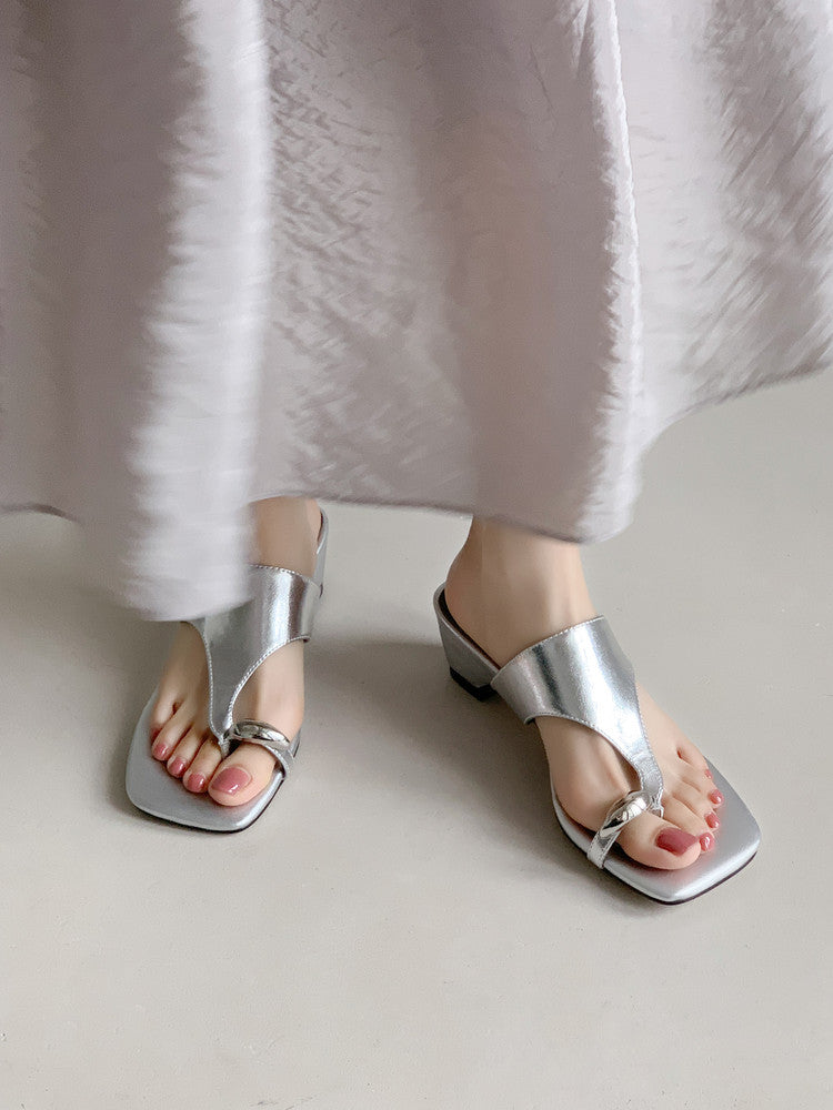 Karin Luna In Stock Spot Goods Clip-toe Square Toe Metal Buckle Minimalist Slippers