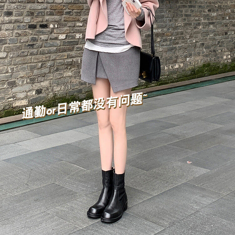 Karin Luna In Stock Spot Goods  Full-grain leather inside and out   Minimalist Texture  Round Toe Flat Bottom Basic Short Boots
