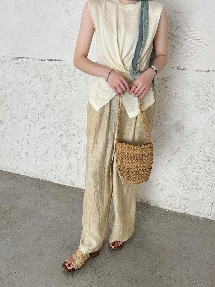 Karin Luna Bestseller Popular New Image  Comes with data plan included Resort Style Toe Clip Sandals