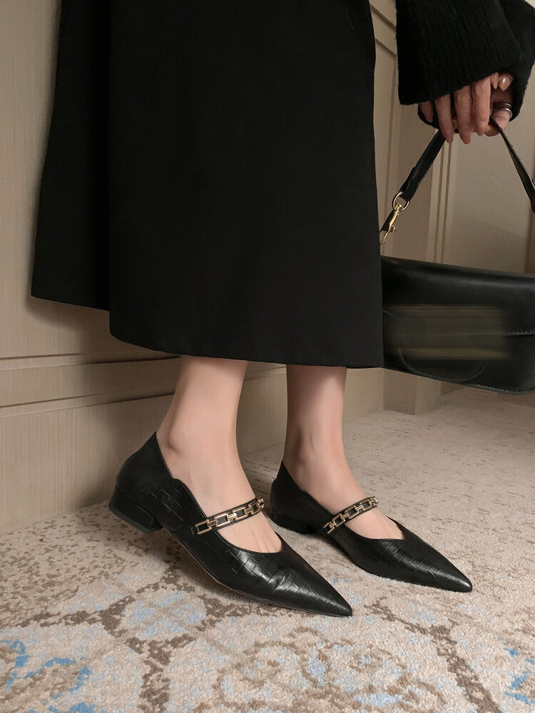 Karin Luna has prepared stock  Metal Fasteners Commuting Style Pointed Toe Chunky Heel Stone Pattern Large Single Shoes