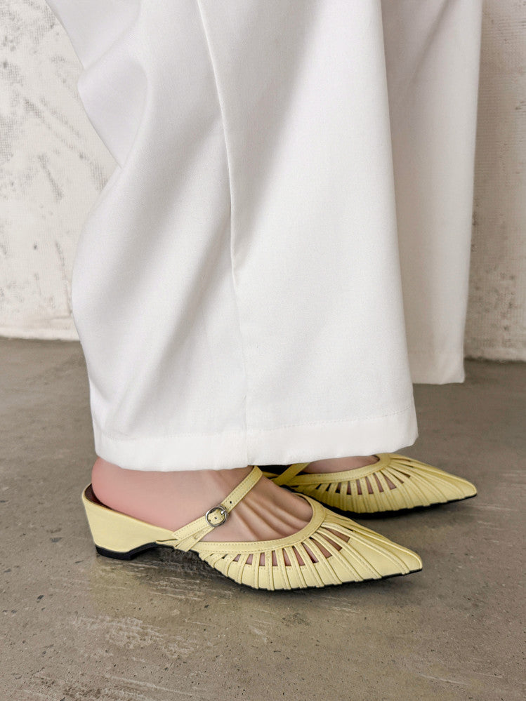 Karin Luna Casual Feel~In stock Pointed Toe Hollow Design Note Pointed Toe Slippers