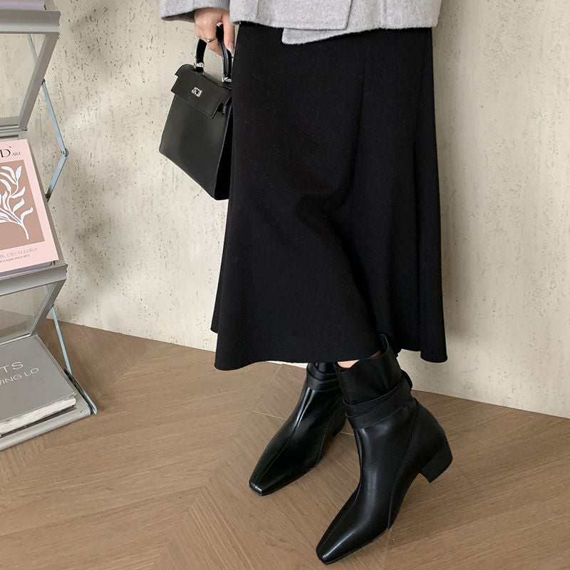 Karin Luna In Stock In Stock Hot-Selling Basic Old Money Style Retro Belt Buckle Short Boots