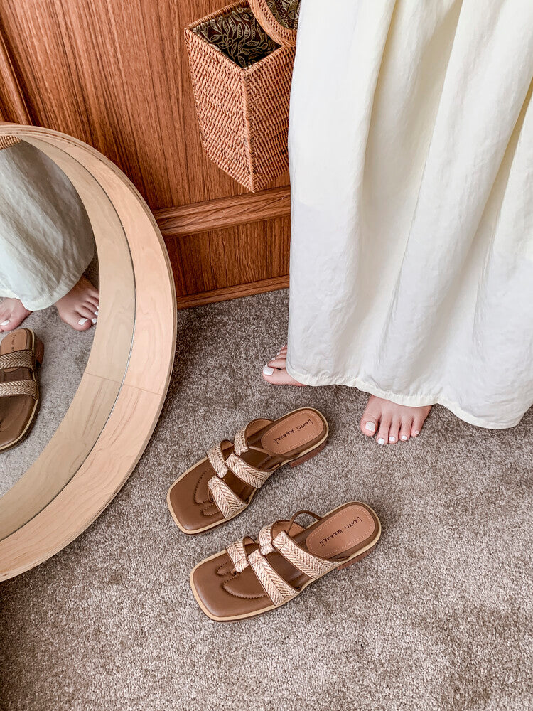 Karin Luna Hot-Selling Series~Resort style with inherent appeal Designed thong sandals