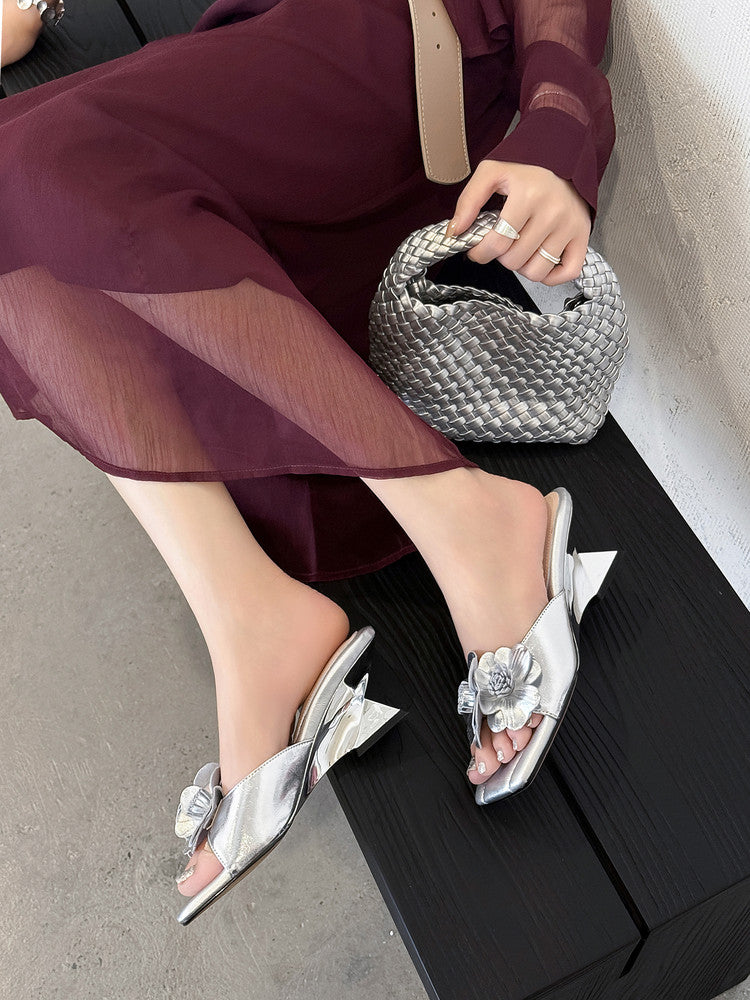 Karin Luna In Stock Spot Goods Camellia Classic style retro square toe shaped heel slippers