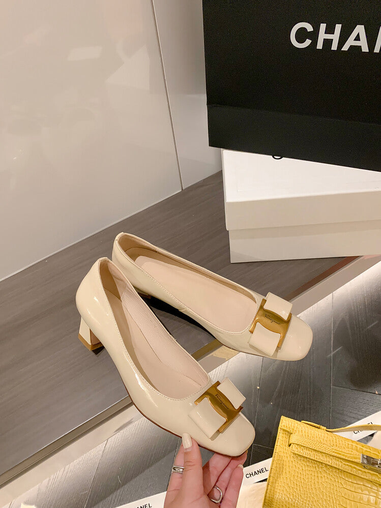 Karin Luna In Stock Spot Goods Classic Bestseller Ferragamo Full Leather Inside and Out Commuting Four Seasons Can Be Worn！