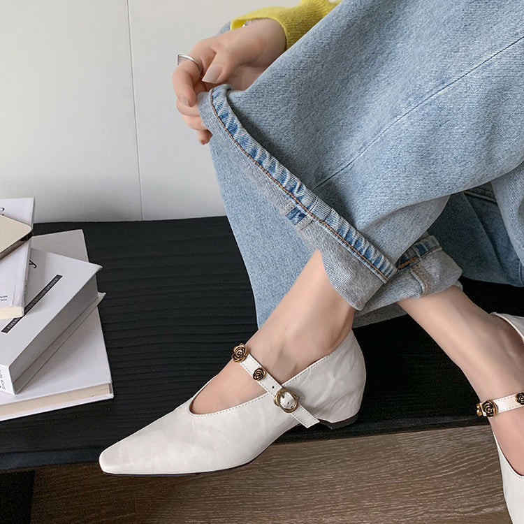 Karin Luna In Stock Spot Goods    Retro Classic Metal Camellia Irregular Heel Single Shoes