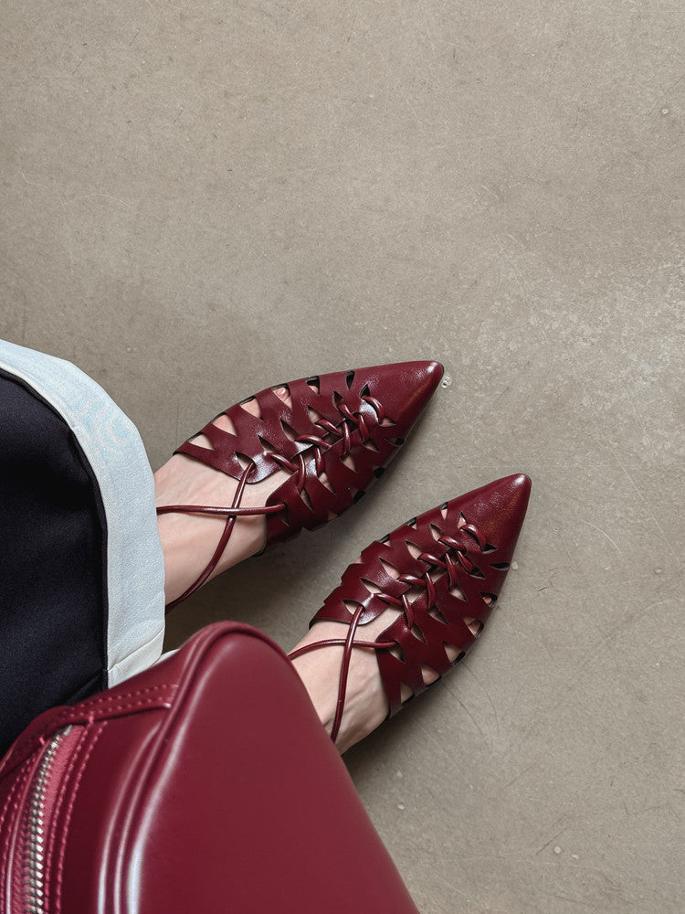 Karin Luna Braided Style ~Cross-woven Pointed Toe Closed-toe Sandals