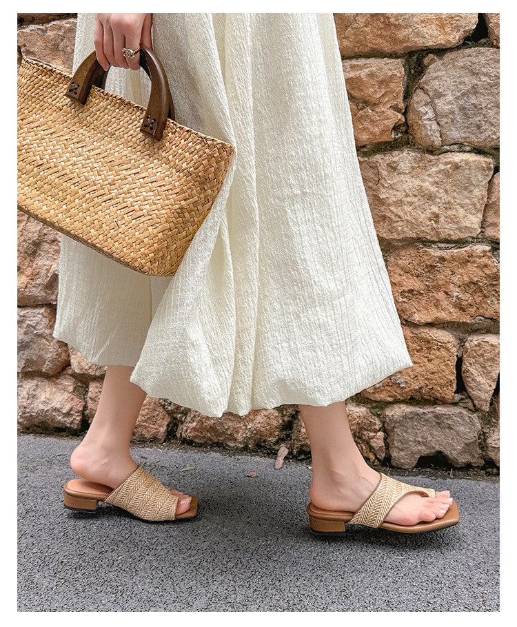 Karin Luna Bestseller Popular New Image  Comes with data plan included Resort Style Toe Clip Sandals