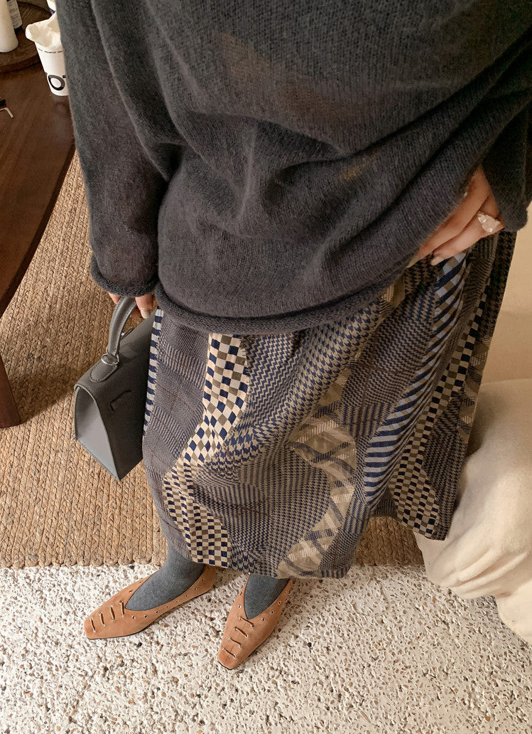 Karin Luna In Stock Spot Goods    Old Money Style Square Toe Suede Flats