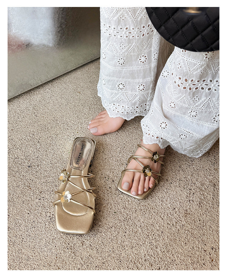 Karin Luna In Stock    Spot Goods    Square Toe One-Strap Sequin Flower Flat Slippers
