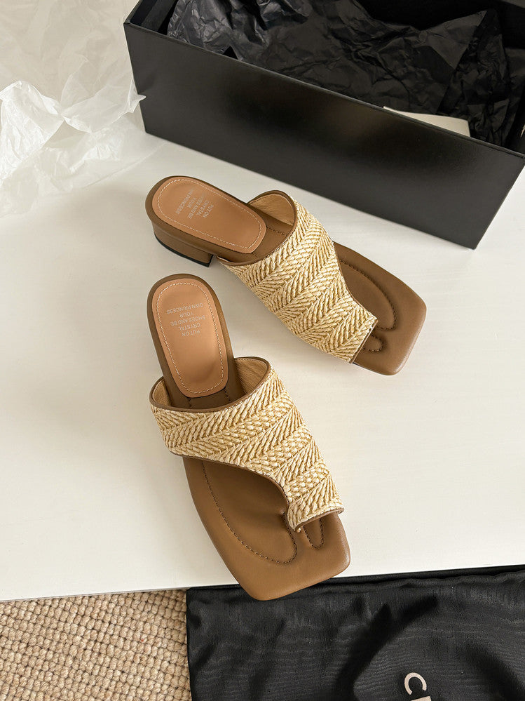 Karin Luna Bestseller Popular New Image  Comes with data plan included Resort Style Toe Clip Sandals