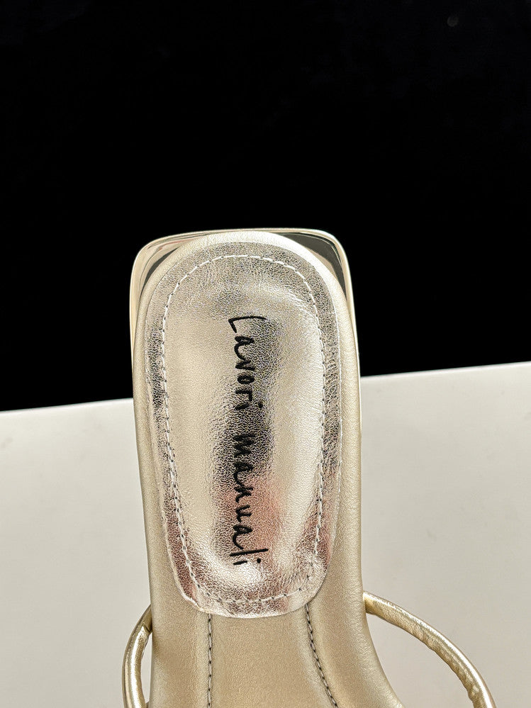 Karin Luna In Stock    Spot Goods    Square Toe One-Strap Sequin Flower Flat Slippers