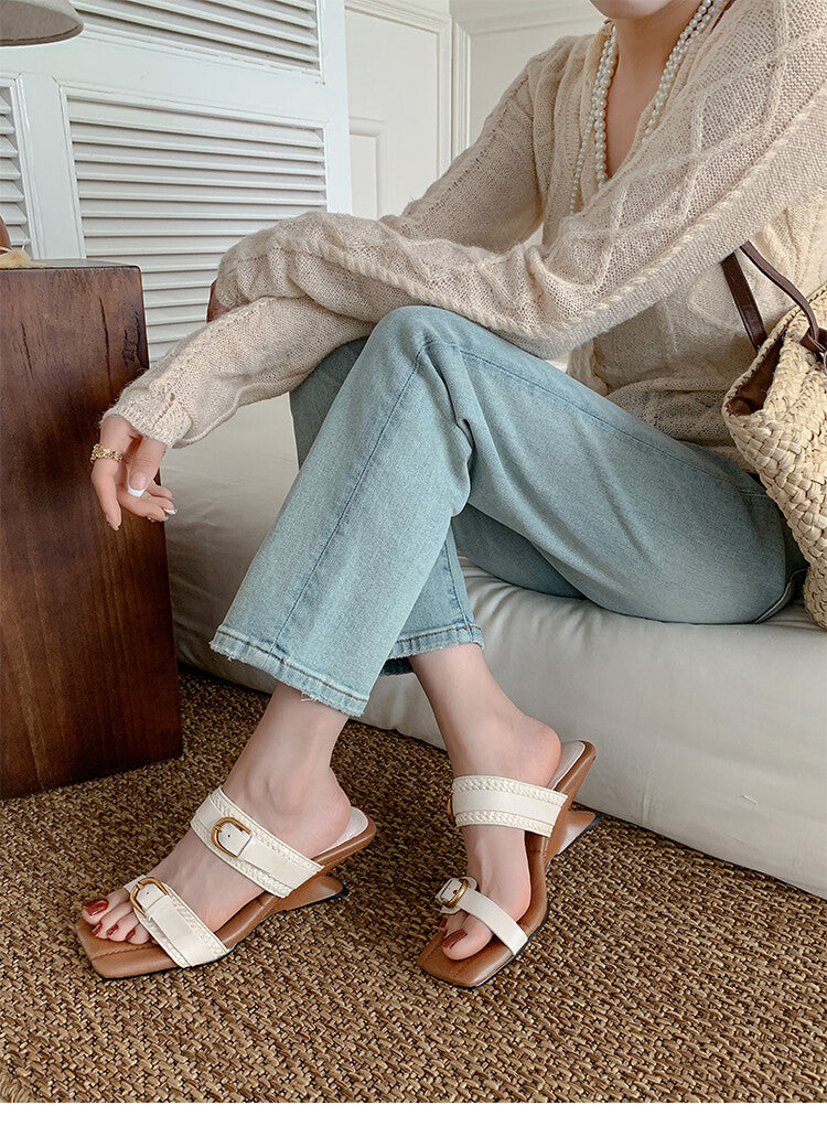 Karin Luna Hot-Selling In Stock  Retro Wedge Belt Square Toe Irregular Heel