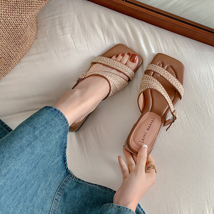 Karin Luna Full of casual charm~ Irregular Weaving Design Flat Slippers