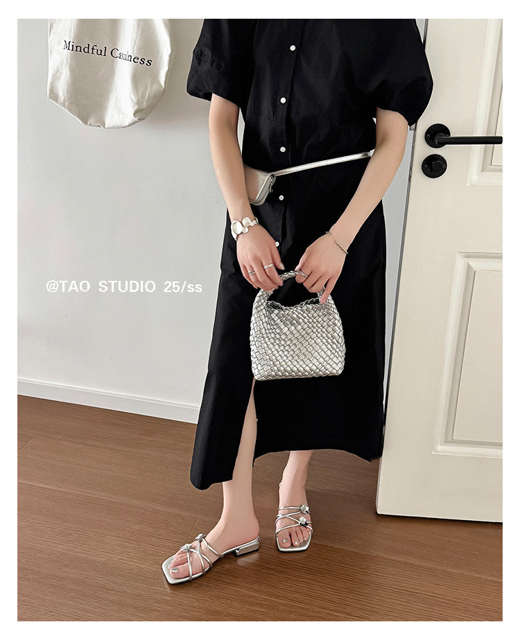Karin Luna In Stock    Spot Goods    Square Toe One-Strap Sequin Flower Flat Slippers
