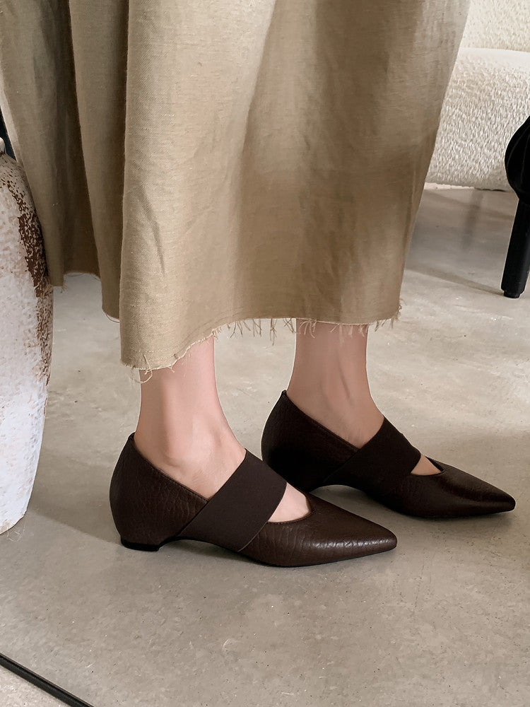 Karin Luna  Popular Pointed Toe Hidden Heel Strap Single Shoes