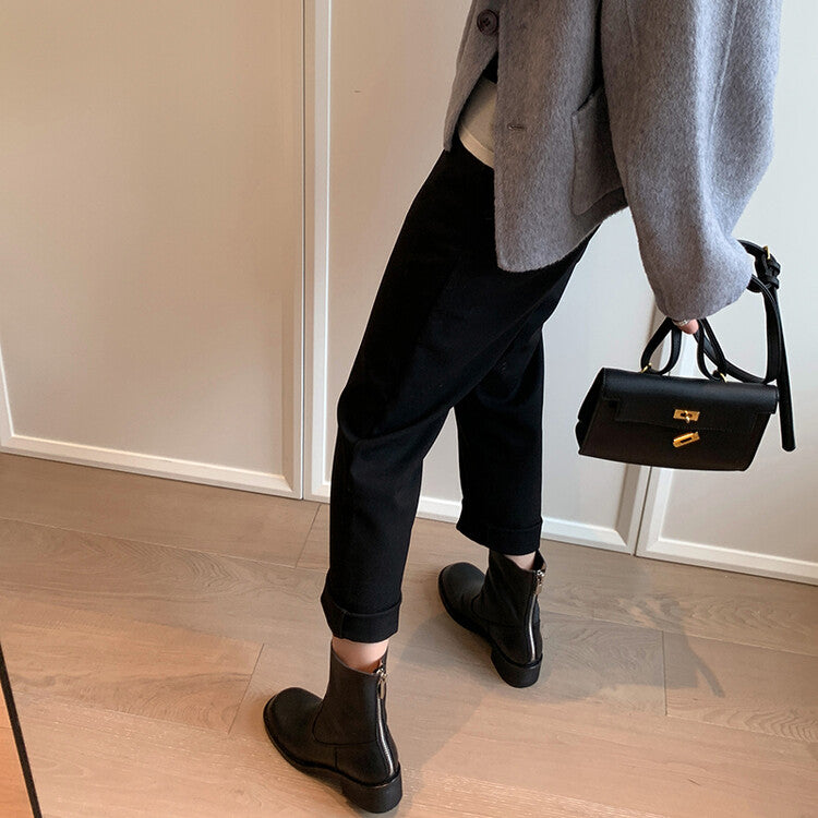 Karin Luna In Stock Spot Goods  Full-grain leather inside and out   Minimalist Texture  Round Toe Flat Bottom Basic Short Boots