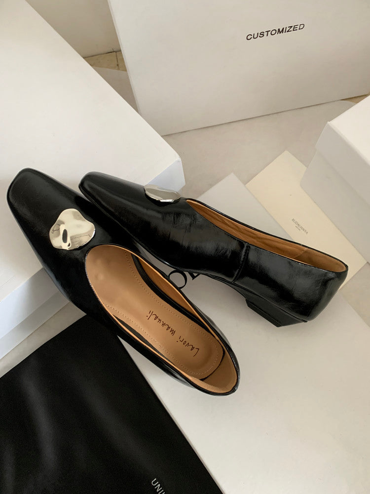 Karin Luna In Stock Spot Goods  Small Metal Decoration Thick Heel Single Shoes